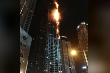 Фотография к новости:  В Дубае в самом высоком жилом здании мира произошел крупный пожар