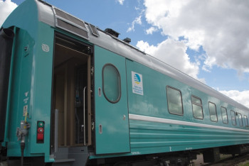 Фотография к новости: Жителей Карагандинской области эвакуируют на пассажирских вагонах 