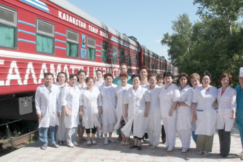 Фотография к новости: Медпоезда начинают свою работу в селах и труднодоступных местах Казахстана