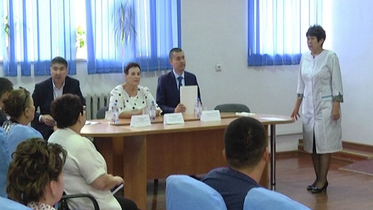  Айнур Тулешова 