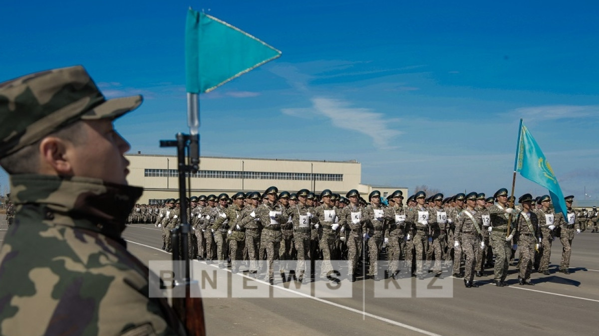  Арман Мухатов