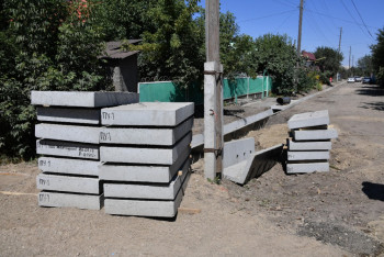 Фотография к новости: В Алматы продолжается работа по строительству новых арычных сетей 