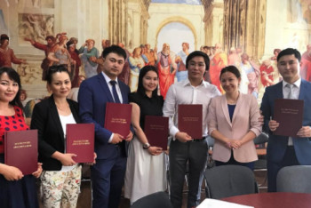 Фотография к новости: Кайрат Нуртас защитил магистерскую диссертацию