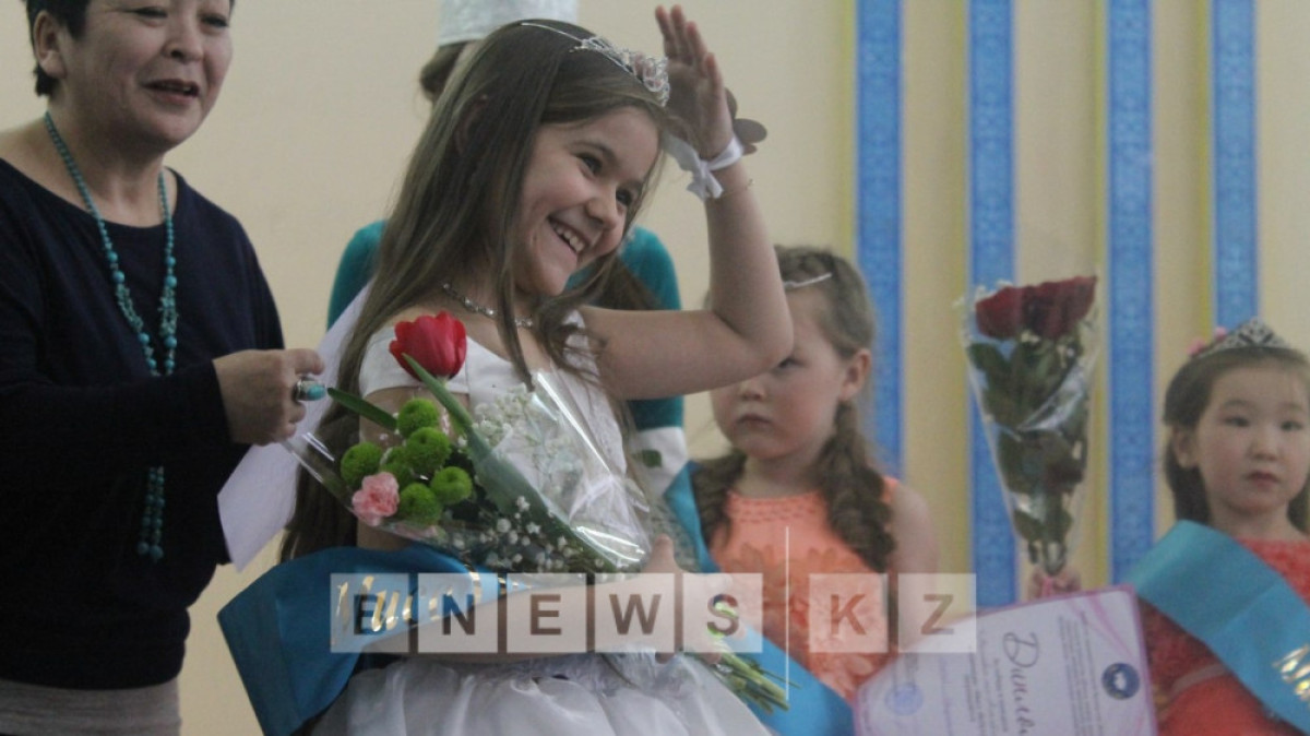  Светлана Боярская