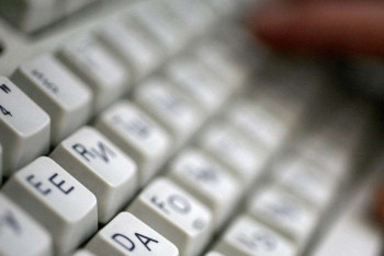 Фотография к новости: Лингвист Ерден Кажибек назвал предложенный вариант казахского алфавита перспективным