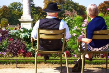 Фотография к новости: Названы самые комфортные для старости страны