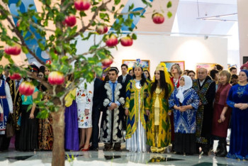 Фотография к новости: Как казахстанцы празднуют День благодарности