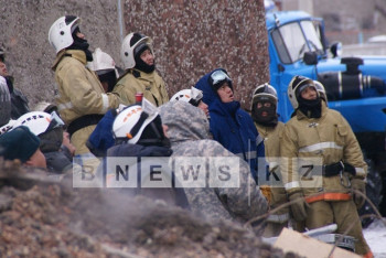 Фотография к новости: Премьер-министр РК поручил К.Касымову и Н.Абдибекову держать на особом контроле ситуацию в поселке Шахан