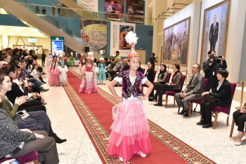 Фотография к новости: Школу юных модельеров открыли в Национальном музее Казахстана