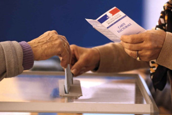 Фотография к новости: Появились первые данные экзитполов по итогам выборов во Франции