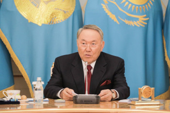 Фотография к новости: Президент Казахстана женщинам: Для вас нет невозможных преград