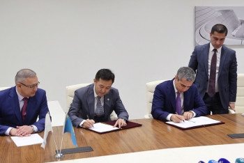 Фотография к новости: Фонд Первого Президента РК подписал меморандум о сотрудничестве с Фондом Г. Алиева