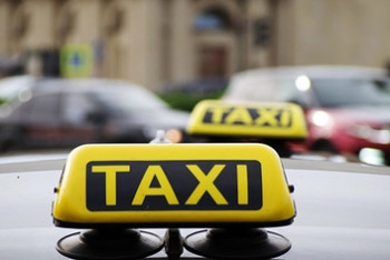 Фотография к новости: Чилийский журналист заплатил 50 тысяч рублей московскому таксисту