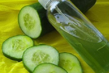 Фотография к новости: Казахстанский лосьон «Огуречный» изъят с продаж в России