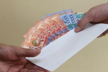 Фотография к новости: Высокопоставленные чиновники из двух регионов РК уличены во взяточничестве 