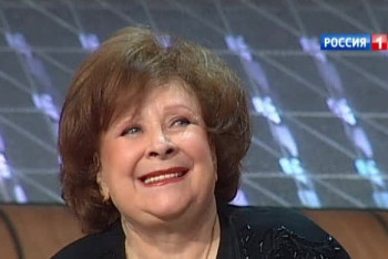 Фотография к новости: Умерла исполнительница знаменитых шлягеров «Пусть всегда будет солнце» и «Черный кот» Т.Миансарова