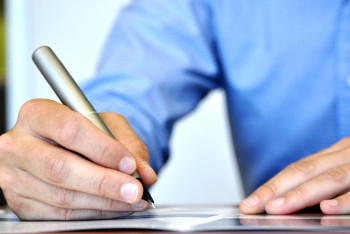 Фотография к новости: На что больше всего и в какие госорганы жалуются казахстанцы