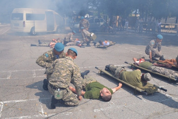 Фотография к новости: Казахстанские миротворцы прошли обучение у американских военных