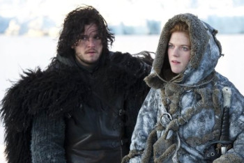 Фотография к новости: Король Севера Джон Сноу и одичалая Игритт объявили о свадьбе в реальной жизни