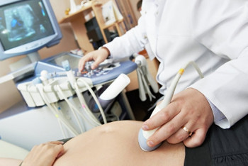 Фотография к новости: СМИ: В Финляндии зарегистрировали первый в истории случай «мужской беременности»