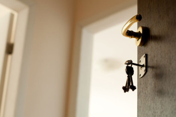 Фотография к новости: Разведенные и военнослужащие не смогут претендовать на бесплатное жилье в Астане