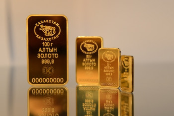 Фотография к новости: Теперь в Казахстане золотые слитки можно купить в банках второго уровня