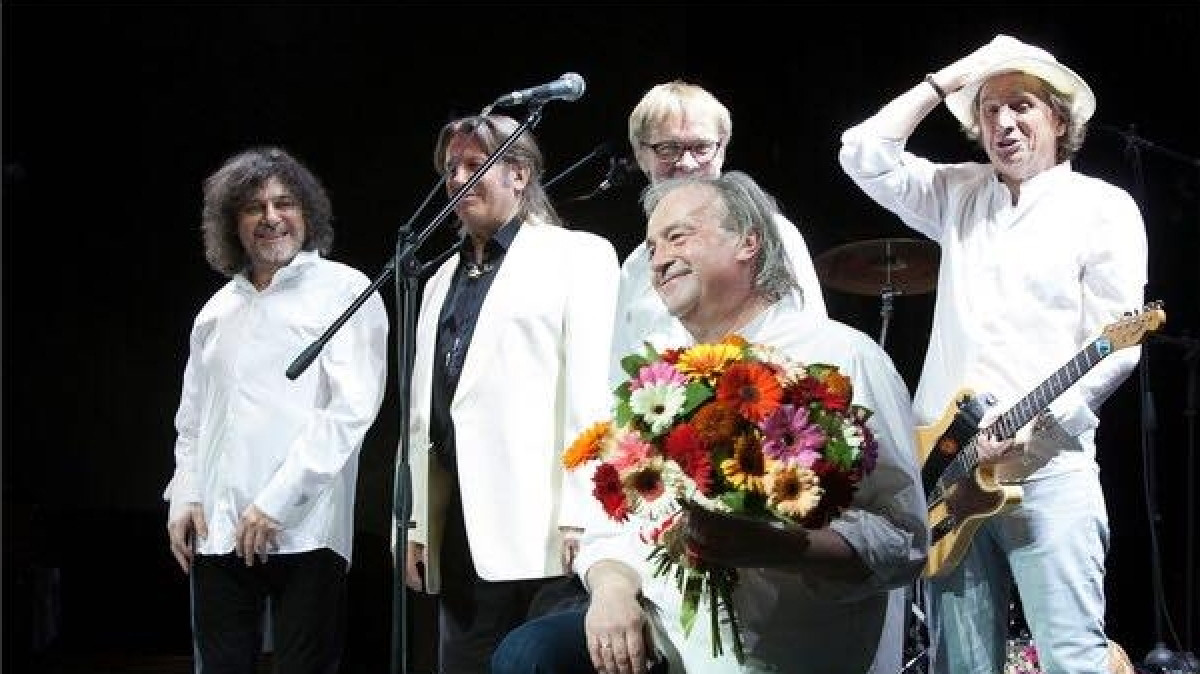  аккаунт певца в Facebook