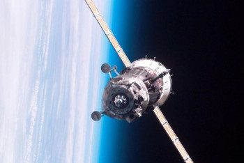 Фотография к новости: Потеряно управление спутником KazSat-2