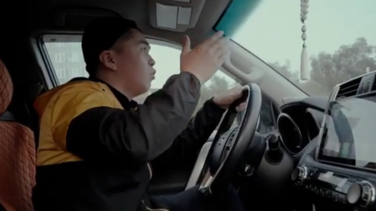  скрин с видео