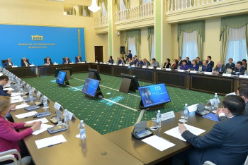 Фотография к новости: К. Мами: Нужно признать суд биев в качестве национальной ценности