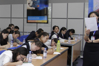 Фотография к новости: Впервые в Астане прошел аналог Тотального диктанта