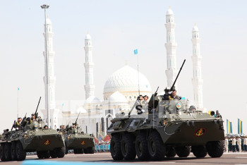 Фотография к новости: Изменен график перекрытия дорог во время военного парада в Астане