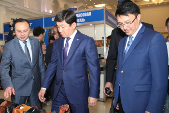 Фотография к новости: Лучших товаропроизводителей наградили в Алматы