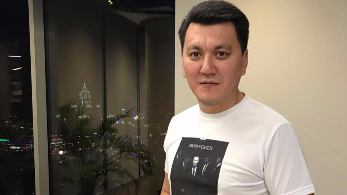  Facebook/Samat Nurtaza