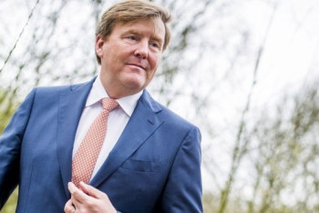 Фотография к новости: Король Нидерландов тайно работает пилотом 