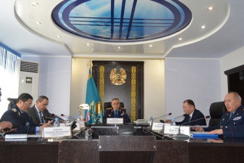 Фотография к новости: Полицейские Казахстана и России обеспокоены угонами автомобилей