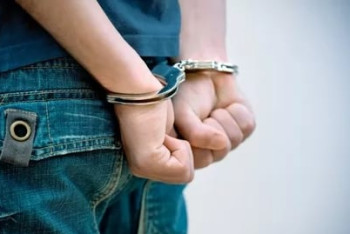 Фотография к новости: Работник магазина с подельниками украл из кассы 50 млн тенге