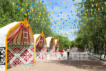 Фотография к новости: Как безумные поступки и общественная инициатива помогли открыть Арбат в Астане