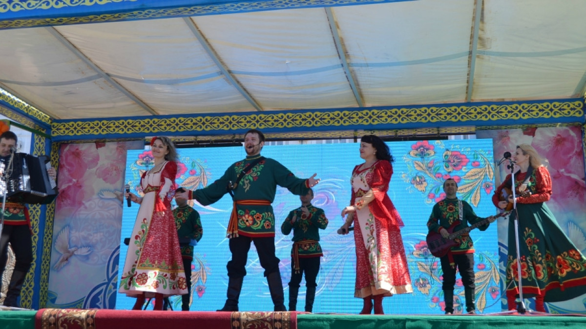  Светлана Боярская