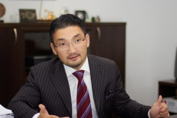 Фотография к новости: Позиция Атамбаева не является позицией кыргызского народа – Ошакбаев