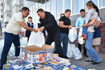 Фотография к новости: По случаю Курбан айта в ЮКО раздали малообеспеченным дыни и арбузы