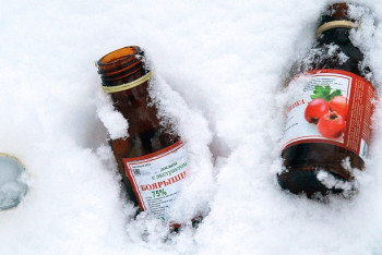 Фотография к новости: В Иркутске выросло количество погибших от отравления «Боярышником» 