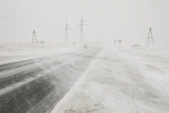 Фотография к новости: На трассе «Тараз-Шымкент» приостановлено движение транспорта