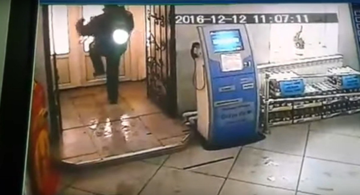  с камеры видеонаблюдения