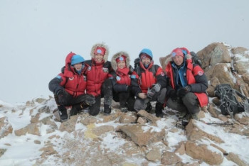 Фотография к новости: Легенды альпинизма пожелали успехов полярной экспедиции КазГео