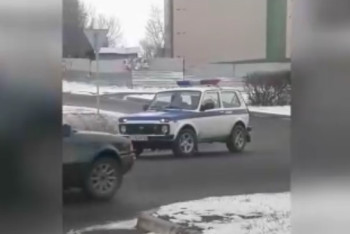 Фотография к новости: В Степногорске полицейский оштрафован за непристегнутый ремень безопасности