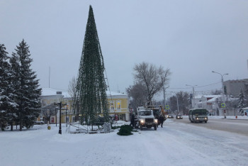 Фотография к новости: В Уральске главную новогоднюю елку впервые установят на новой площади