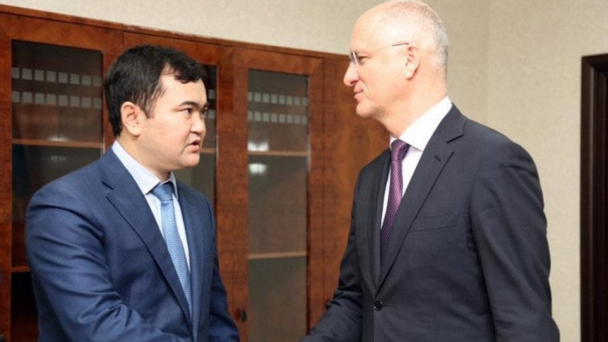  facebook.com/Berik Uali