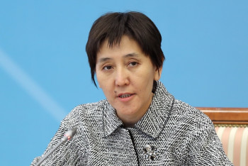 Фотография к новости: Т. Дуйсенова поздравила сотрудников МЗСР с 25-летием независимости РК