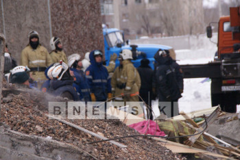 Фотография к новости: Похороны погибших под завалами в Шахане состоятся 4 января